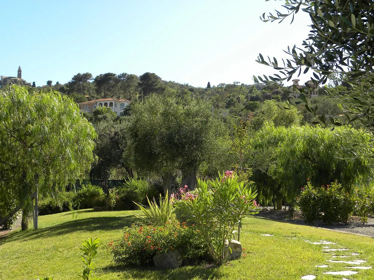 ReBi Village Imperia Italien